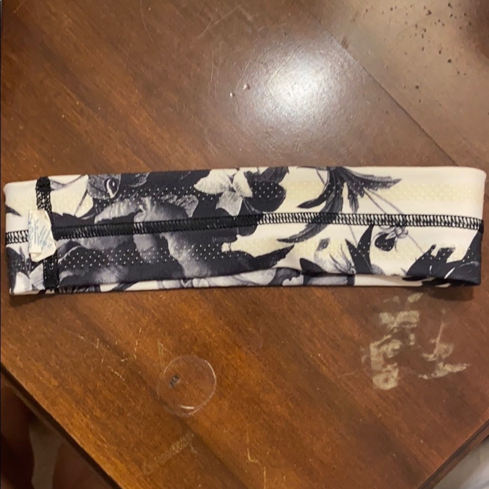 Lululemon Headband - Picture 3 of 5